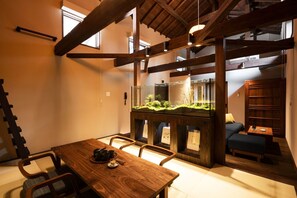 Chambre Luxe avec lits jumeaux | Coffres-forts dans les chambres, décoration personnalisée