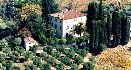 Villa Pedone - San Concordio Di Moriano ,Tuscany