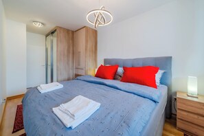 Perhehuoneisto, useita makuuhuoneita (Apartment Saga With Terrace And) | 1 makuuhuone, kannettavalle tietokoneelle sopiva työtila