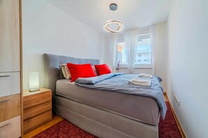 Apartament familiar, diversos dormitoris (Apartment Saga With Terrace And) | 1 dormitori i espai de treball apte per a portàtils 