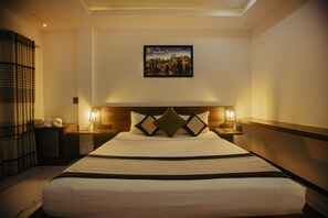 Deluxe Room | 1 bedroom, desk, laptop workspace, soundproofing - Supreme Dambulla (Dambulla)