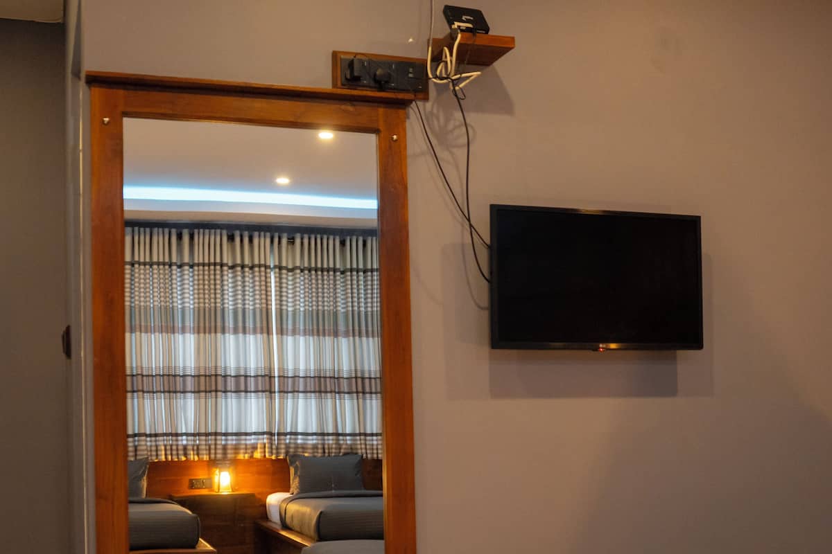 Luxury Room, Multiple Beds, Non Smoking, Garden View | 1 bedroom, desk, laptop workspace, soundproofing