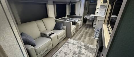 1 dormitori, wifi i roba de llit