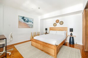 2 sovrum, skrivbord, wi-fi och sängkläder