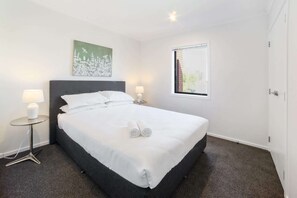 2 Schlafzimmer, Bügeleisen/Bügelbrett, WLAN, Bettwäsche