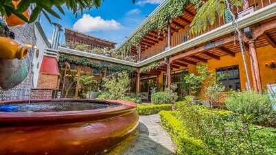 Big Stylish House W/jacuzzi & Lounge Pool