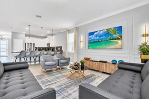 TV, offices - Luxury Incredible Themed Home, best vacation (Kissimmee)