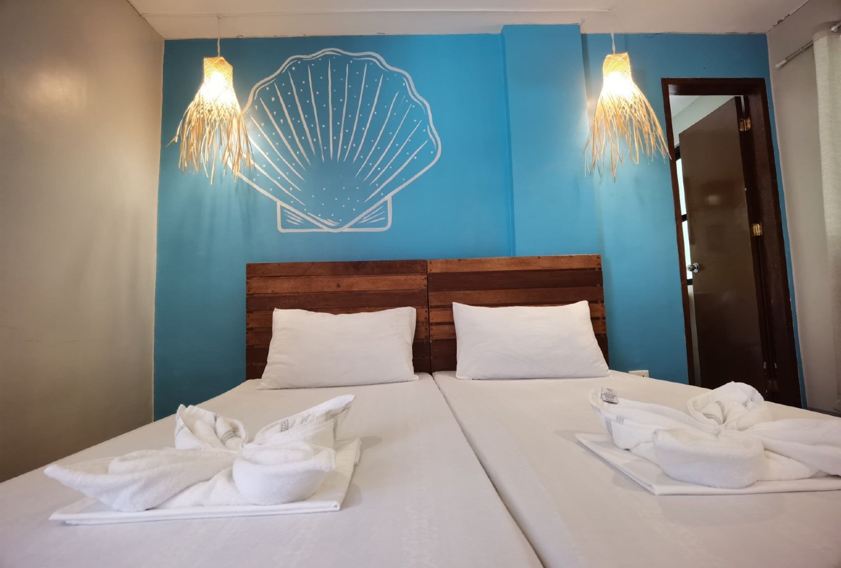 Twin Room | Free WiFi, bed sheets