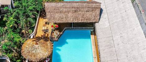 3 outdoor pools, pool umbrellas, sun loungers