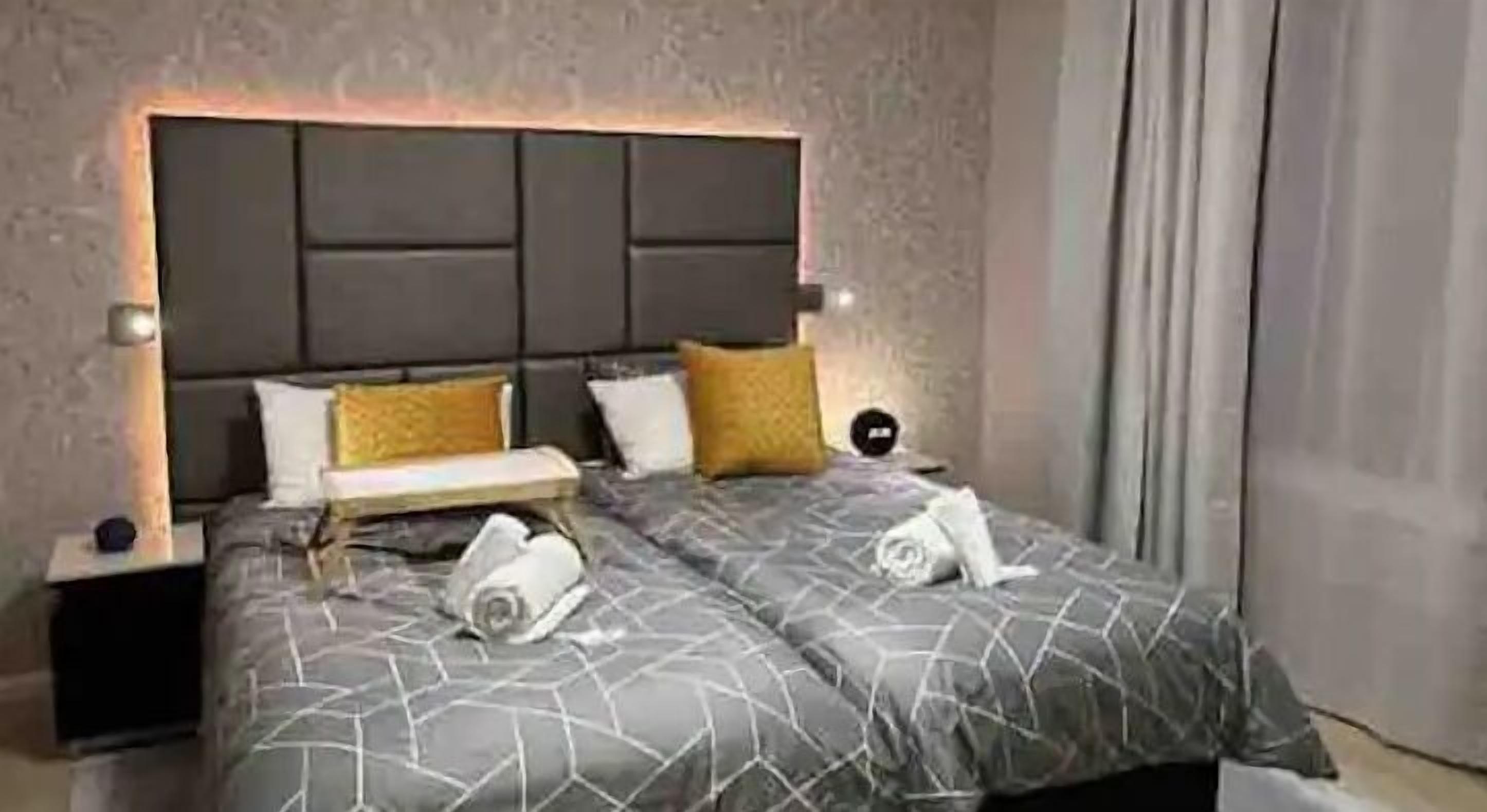 5 chambres, bureau, fer et planche à repasser, Wi-Fi