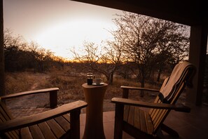 Terrace/patio - Toshari Lodge (Okaukuejo)