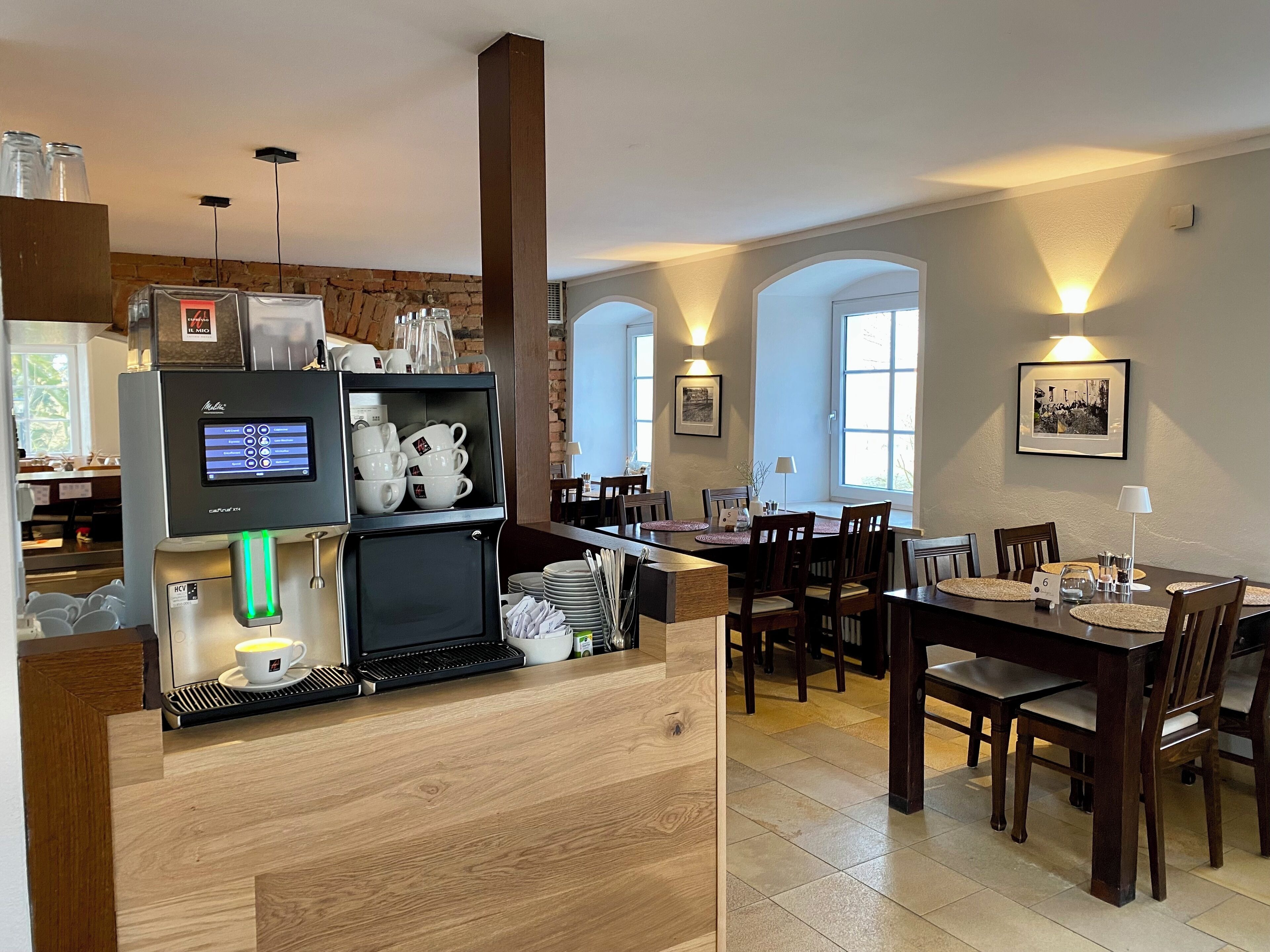 Daily buffet breakfast (EUR 10.90 per person)