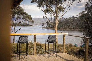 Property grounds - The Hideout Cabin bush retreat (Apollo Bay)