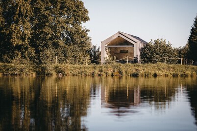 Lovt am See, Ökologisch Gebautes und Eingerichtetes Tiny House Direkt am Wasser