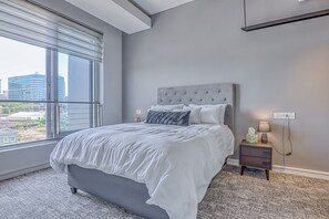 1 camera, ferro/asse da stiro, Wi-Fi, lenzuola