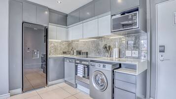 Microwave, oven, stovetop, dishwasher