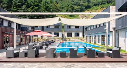 Gapyeong Orion Poolvilla Pension