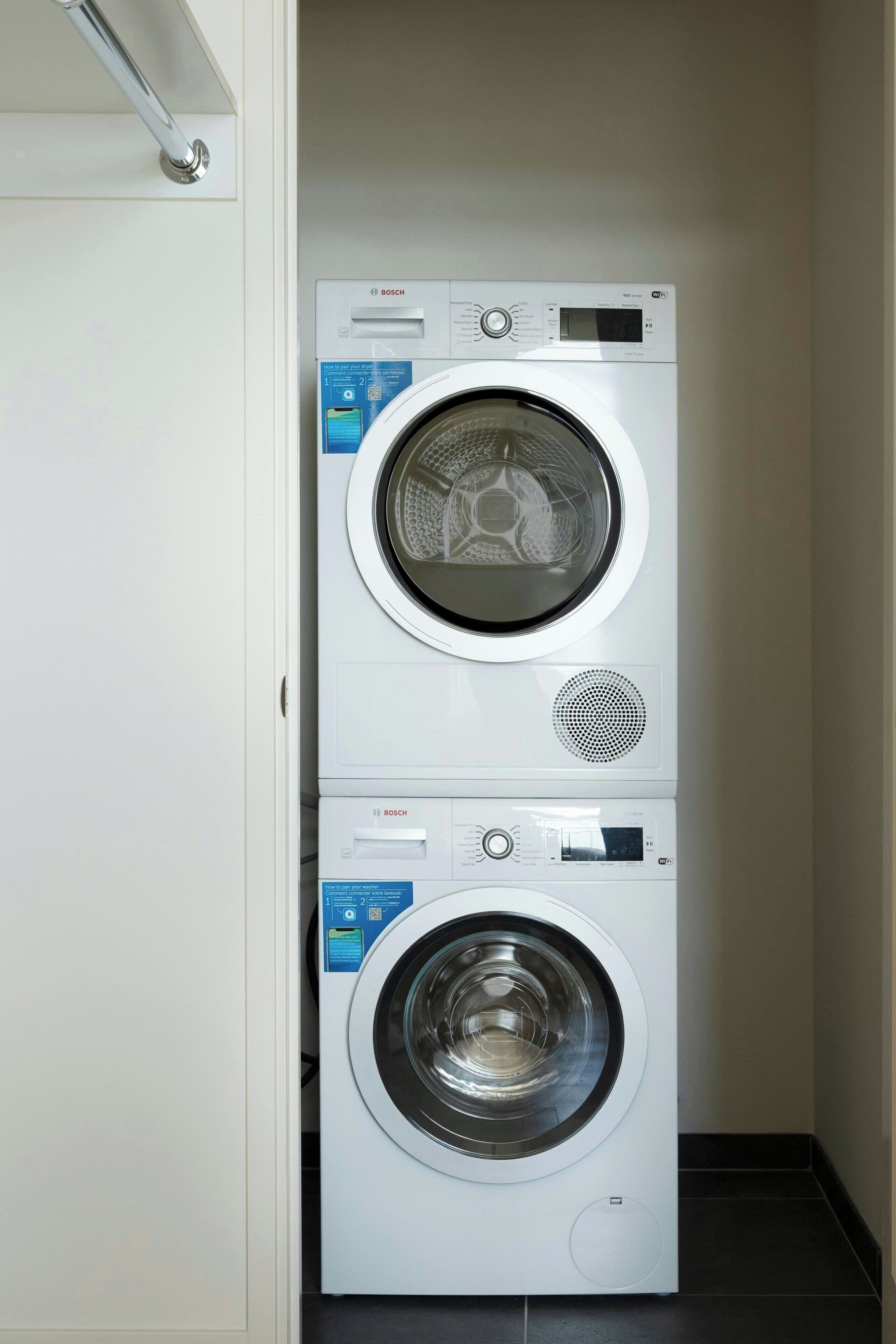 Literie de qualité supérieure, coffres-forts dans les chambres, bureau