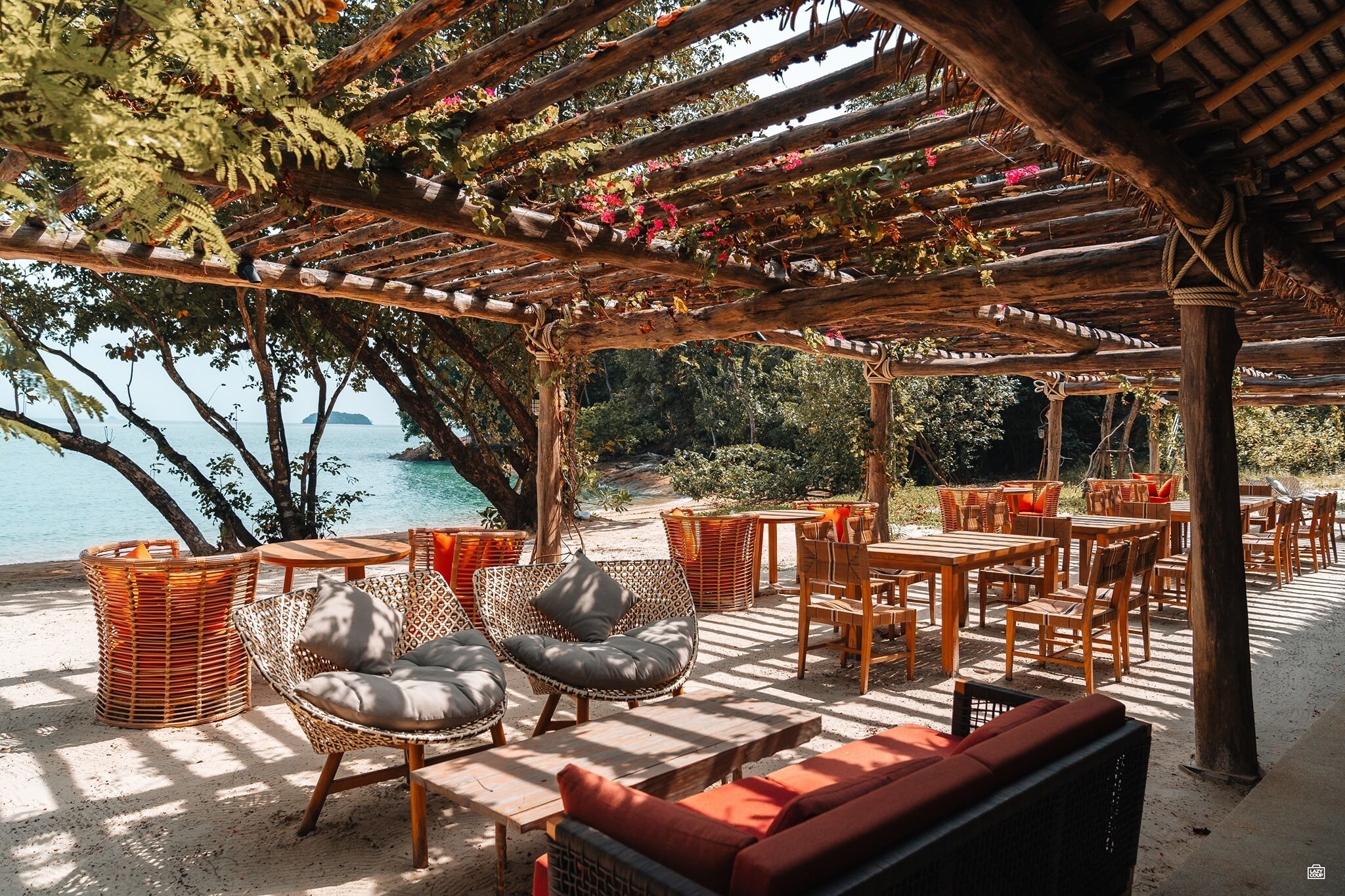 Khu ẩm thực ngoài trời