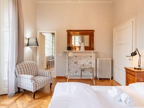 7 bedrooms, Internet