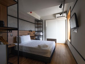 Chambre Standard, 1 lit double, accessible aux personnes à mobilité réduite (Accessible) | Chambres insonorisées