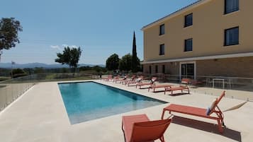 Seasonal outdoor pool