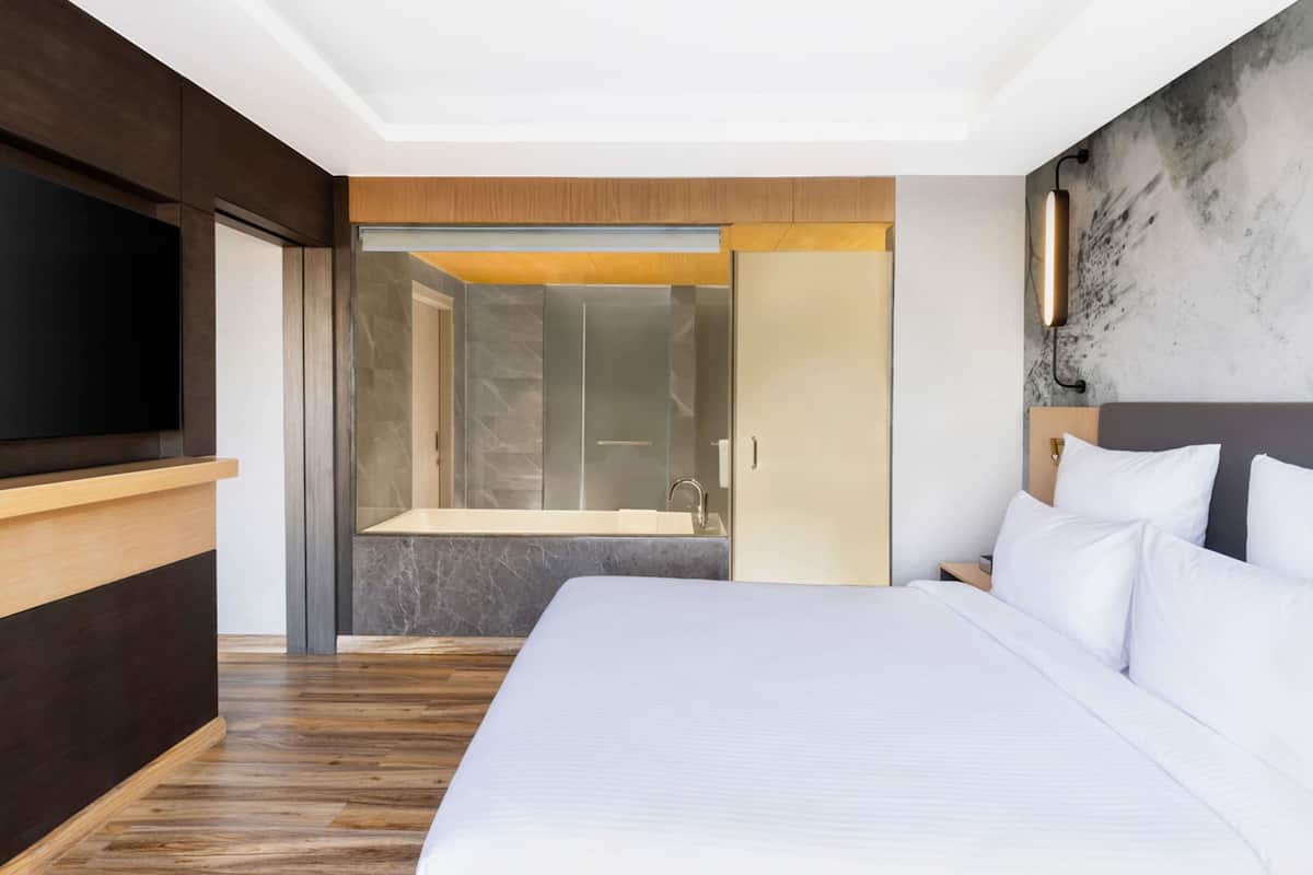 迷你吧、客房內保險箱、布置獨特、書桌