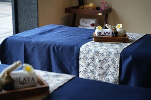 Couples treatment rooms, sauna, hot tub, steam room, body treatments