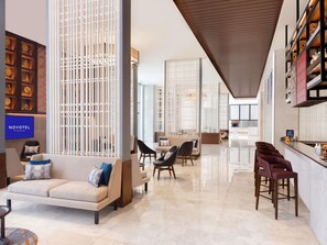 供应早餐、午餐和晚餐，本地与国际菜，室外就餐