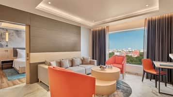 Minibar, in-room safe, individually furnished, desk