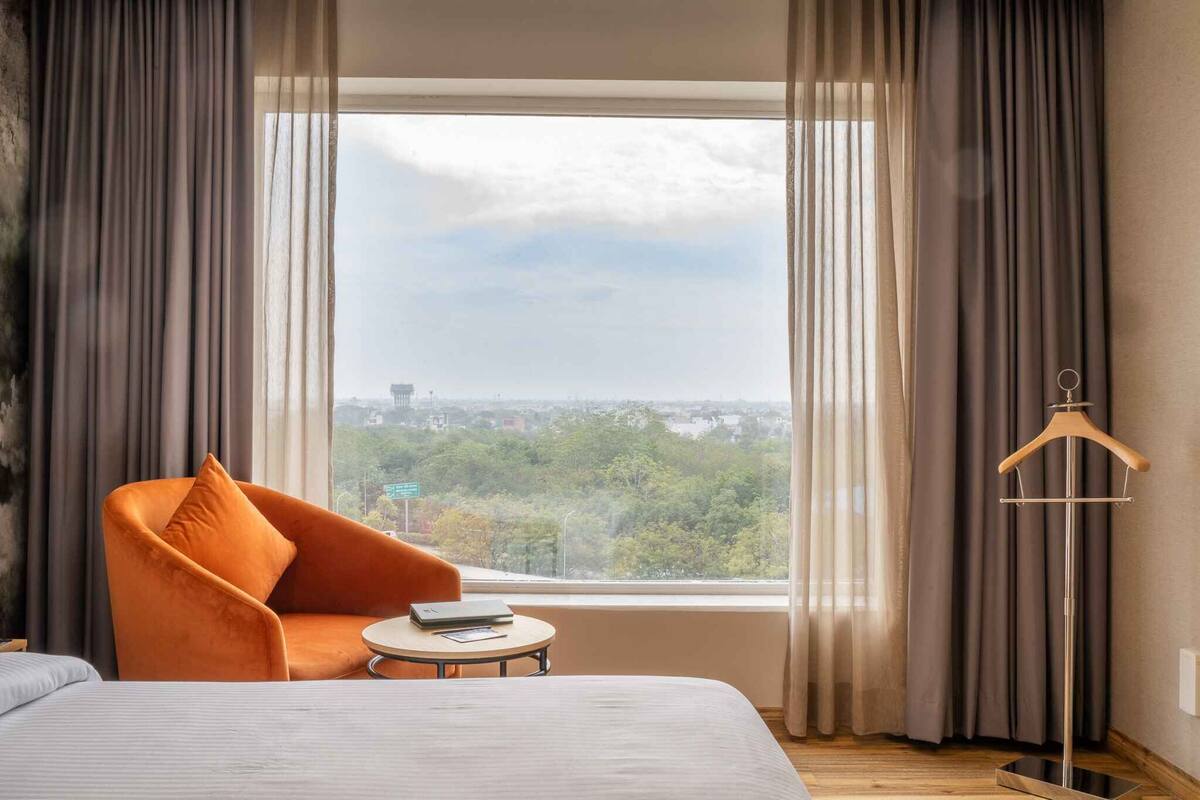 Executive Double or Twin Room, 2 Single Beds, Non Smoking, Poolside