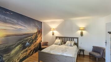 Comfort Double Room | Individually decorated, individually furnished, soundproofing, free WiFi