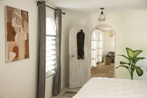 3 chambres, fer et planche à repasser, Wi-Fi, literie fournie