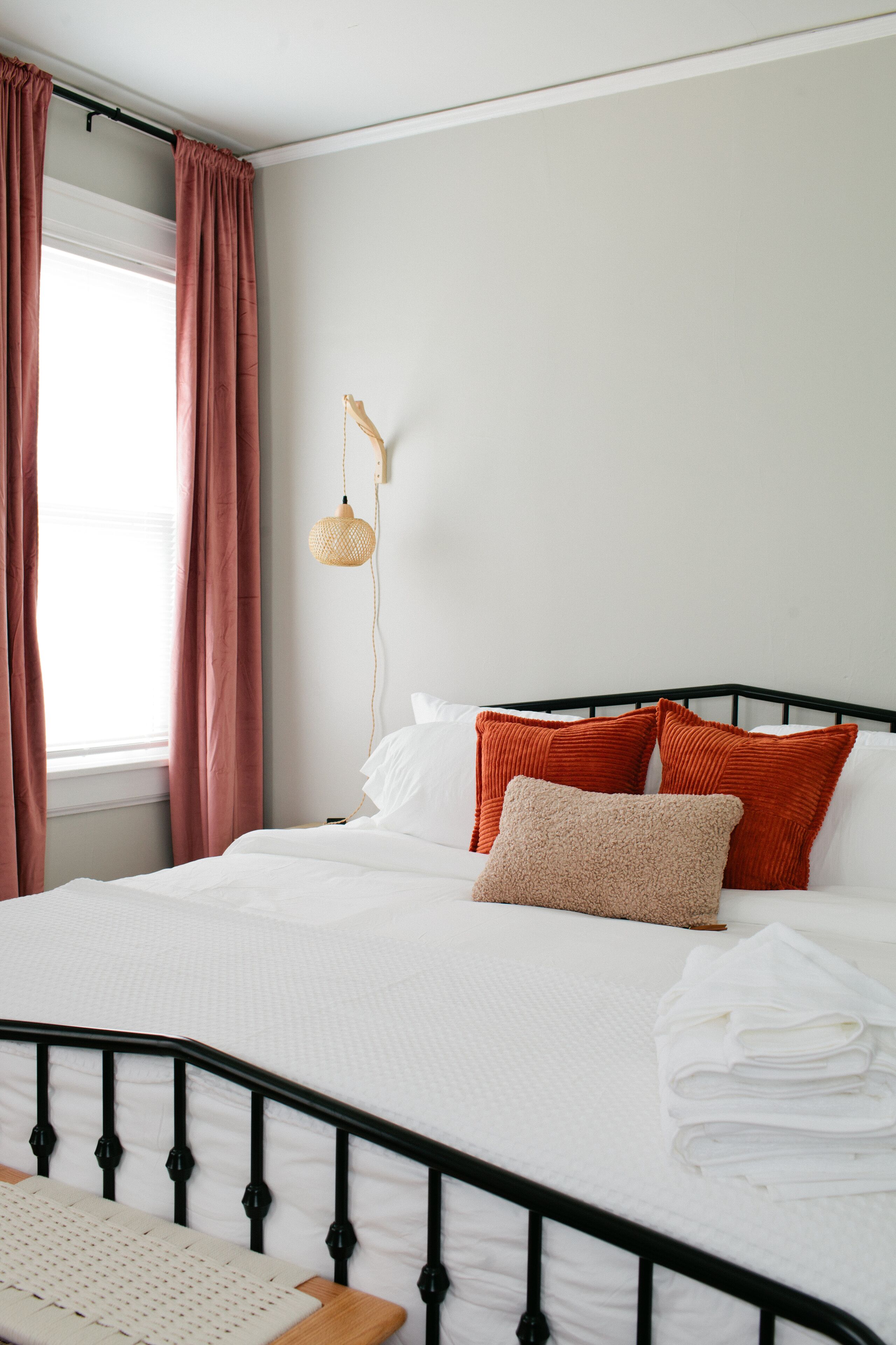 2 多间卧室、熨斗/熨衣板、免费 WiFi、床单