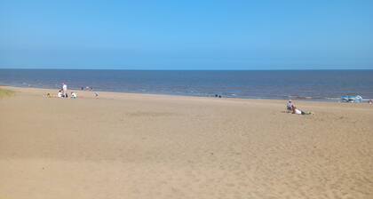 Chapel St Leonards Happy Days Beachfield