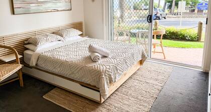 Beachfront Bliss Apartment with Ocean Views & Private Patio