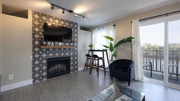 TV, fireplace, stereo, offices