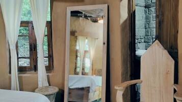 1 chambre, bureau, Wi-Fi gratuit, draps fournis