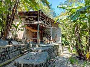 Terrace/patio - Riverside Cosy Mud Cottage at Bodhivan Farm Estate (Dharamshala)