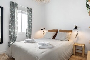 2 soverom, strykejern/-brett, wi-fi (inkludert) og sengetøy