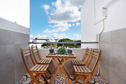 Holiday Apartment "Ula Home" with Private Terrace & Wi-Fi