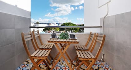 Holiday Apartment "Ula Home" with Private Terrace & Wi-Fi