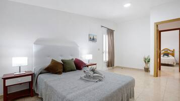 3 Schlafzimmer, Bügeleisen/Bügelbrett, kostenloses WLAN, Bettwäsche