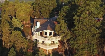Family Friendly Ruidoso Cabin 5 Bdrm Fireplace VIEWS, PRIVACY EV Charger