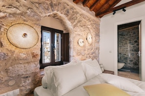 2 habitaciones y sistema de insonorización 