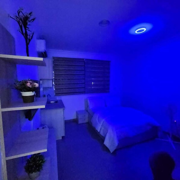 1 多间卧室、熨斗/熨衣板、WiFi、床单