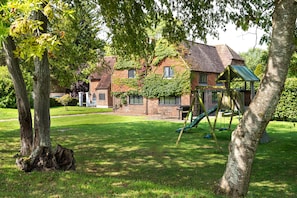 Interior detail - Country Home with Tennis Court & Hot Tub (Lewes)