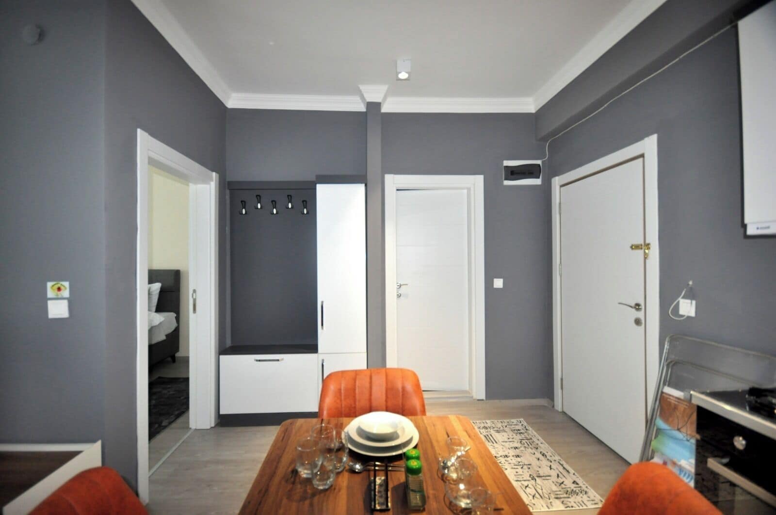 Eenvoudig appartement | 1 slaapkamer, geluiddichte muren, een strijkplank/strijkijzer