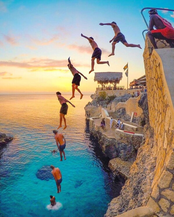 Outdoor pool - Luxury home in Jamaica (Lucea)