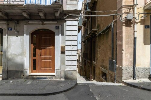 La Casa di Andrea Sleeps 5 With Parking